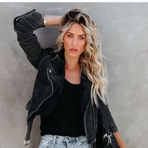 AMAYA POCKETED CORDUROY MOTO JACKET - BLACK new never worn.